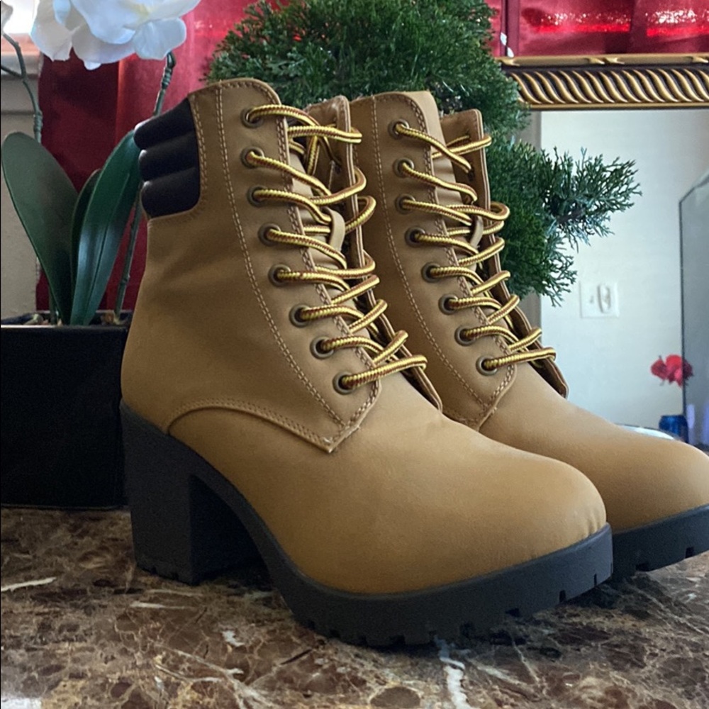 Boots only used once.